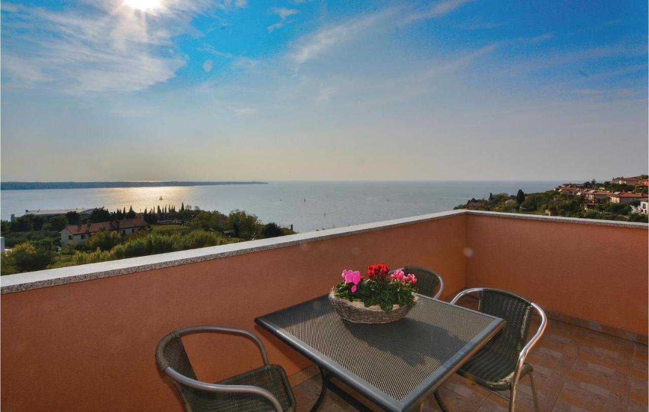 2 Bedroom Amazing Apartment In Portorož Eksteriør bilde